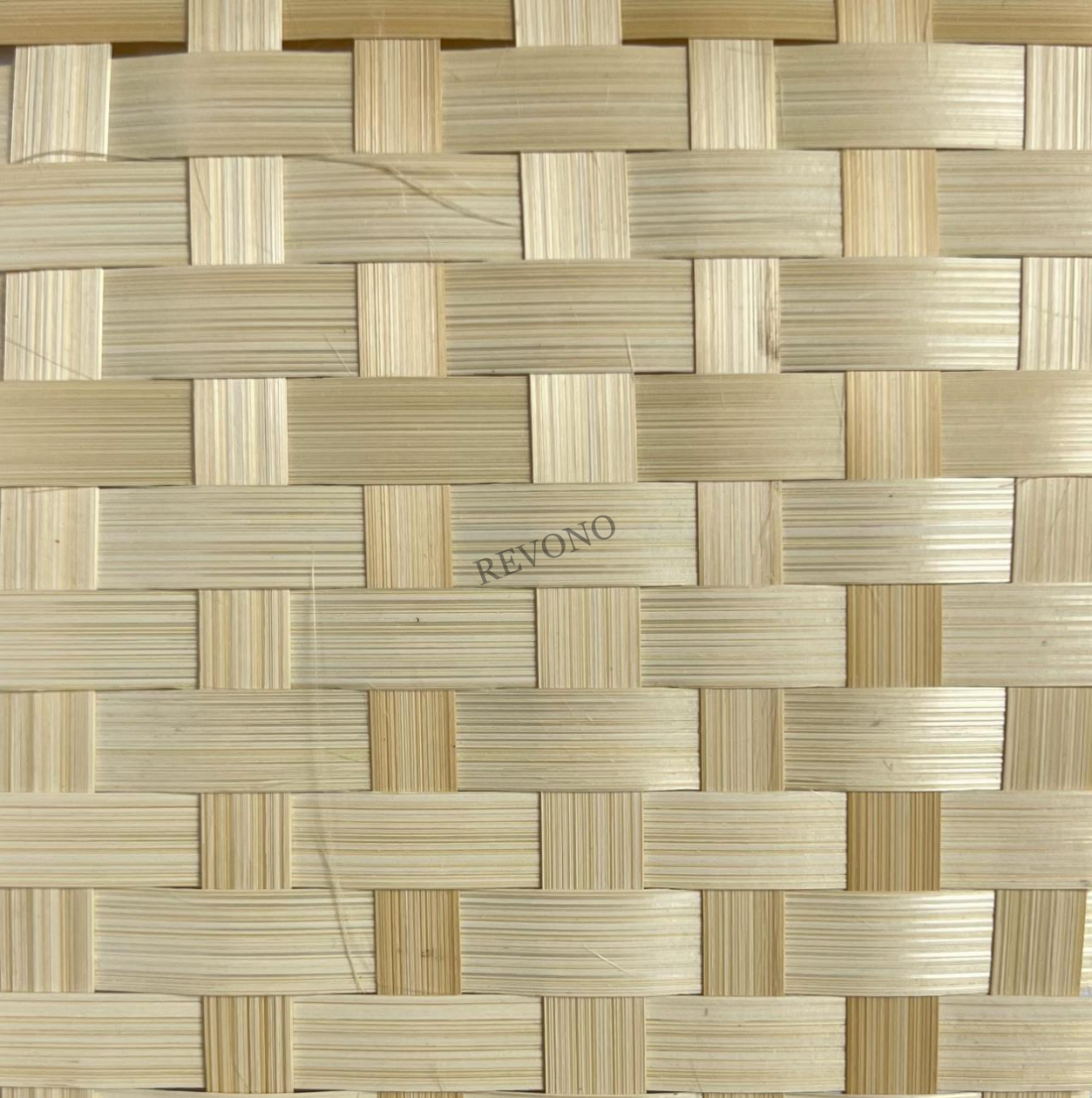 Bamboo weaving Press a single strip