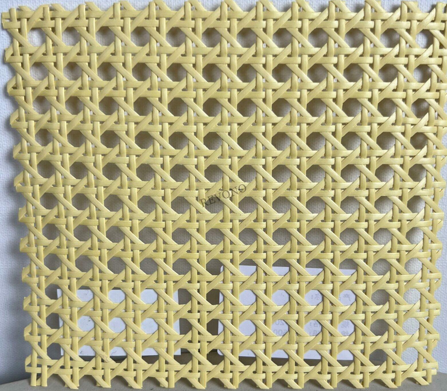 塑藤六眼黄色 Plastic vine six eyes yellow